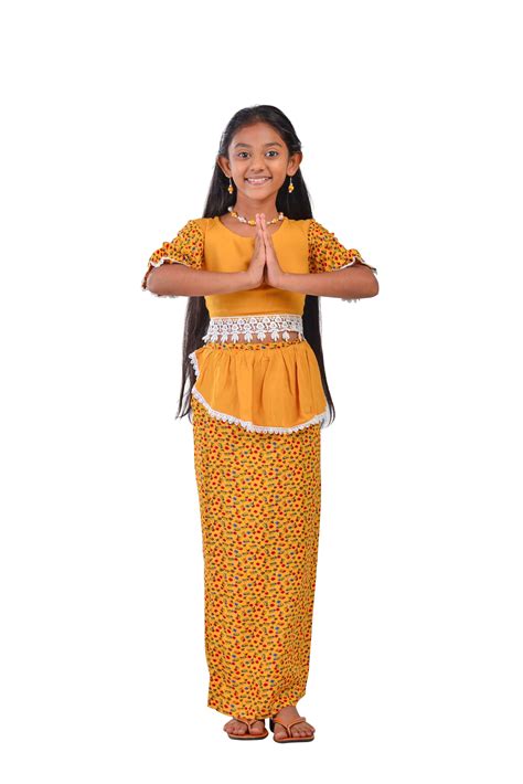 Sri Lankan Traditional Clothing Ceylonese Vogue – Sri Lankan