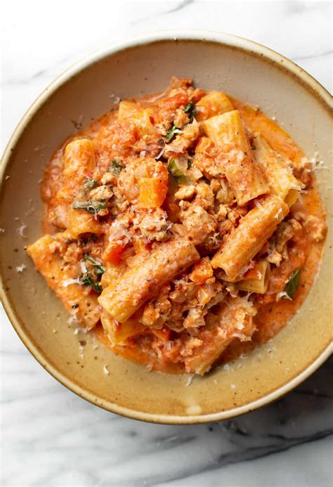 Quick & Easy Ground Turkey Pasta Recipes for Busy Nights – MexFoody