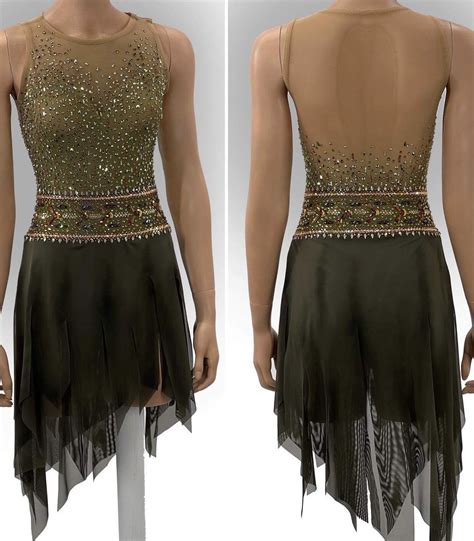 Pin by Jen Webster on Ice skating dresses | Figure skating dresses ...