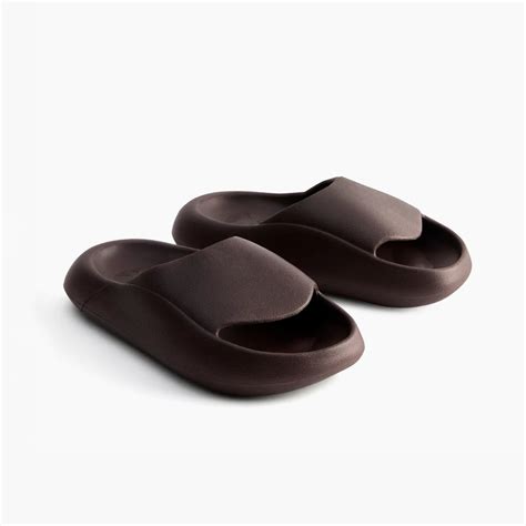 Ludic Slides Kadak Brown | 10 Hills Studio