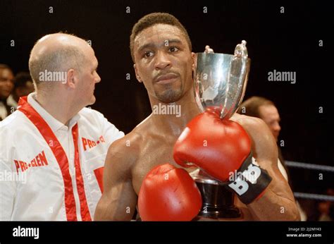 Michael Watson vs Craig Trotter for the Commonwealth middleweight title ...