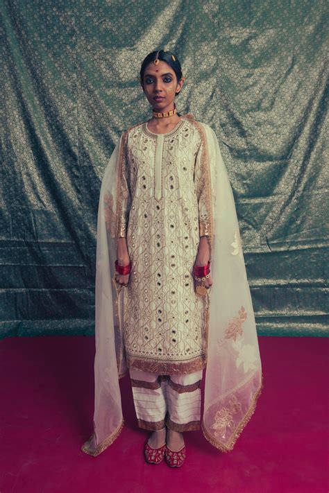Label Earthen - Sheeshmahal Kurta Odhni Set - Elahe