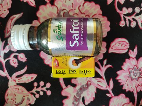 DABUR MS Agencies Clove Oil (2 ml) - Pack of 4 : Amazon.in: Health ...