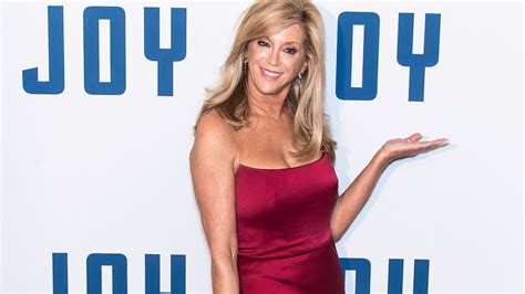 Joy Mangano Net Worth 2024 - Career, Family, Inventions - Vermont Republic