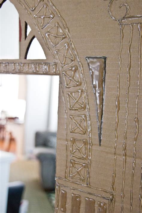 Delicious Reads: DIY Harry Potter Cardboard "Mirror of Erised" Tutorial