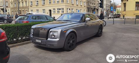 Rolls-Royce Phantom Coupé - 17 December 2021 - Autogespot
