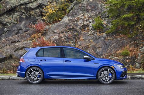 Volkswagen Golf R (2022) - picture 7 of 19
