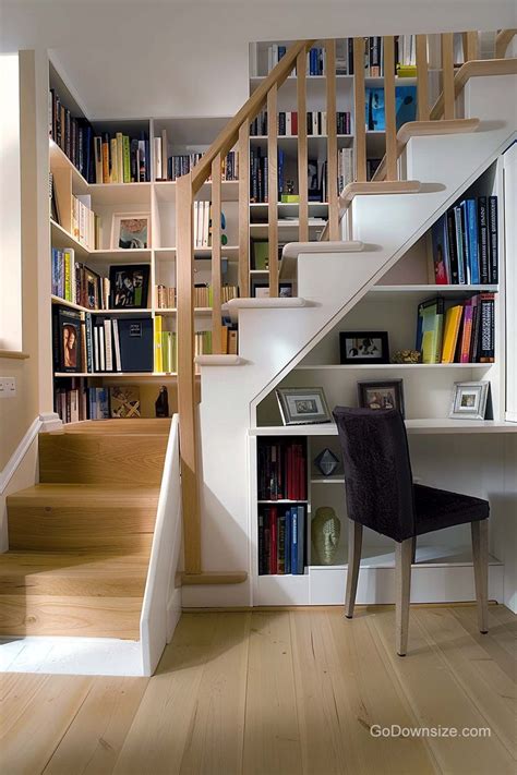 28 Under-Stairs Bookshelves That Look Amazing | GoDownsize