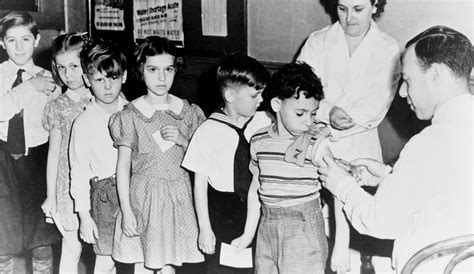 Fear of Vaccines Goes Viral - The New York Times