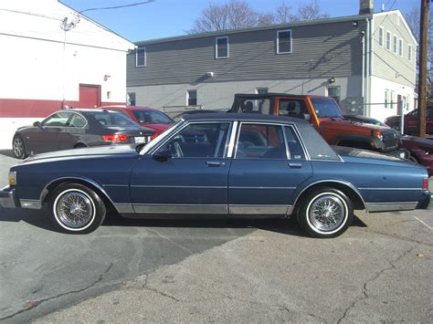 1990 CHEVY CAPRICE BROUGHM WITH ONLY 72,000 MILES - Classic Chevrolet Caprice 1990 for sale