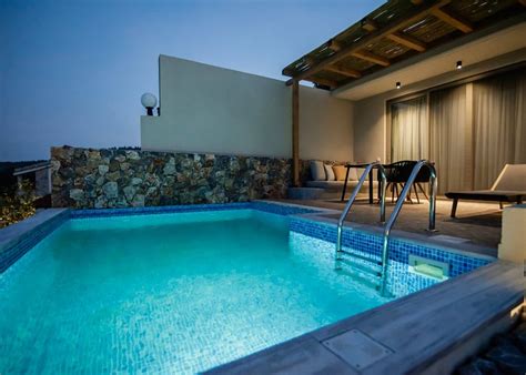 KAKTUS LUXURY SUITES (Paliouri) - Villa Reviews, Photos, Rate ...