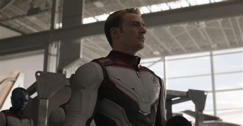 Resmi Kembali? Chris Evans Jadi Captain America di Avengers: Doomsday ...