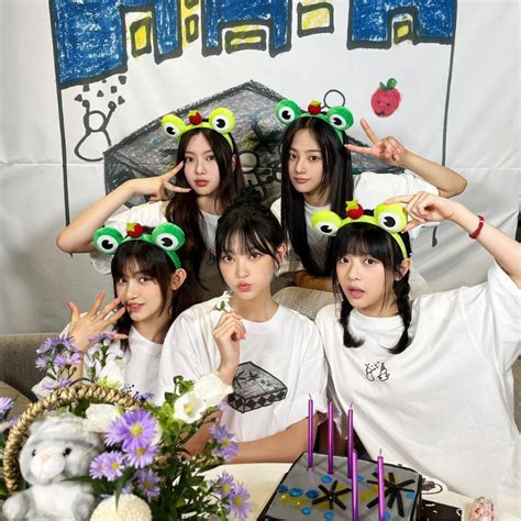 New K-Pop girl groups that will charge you up with their songs