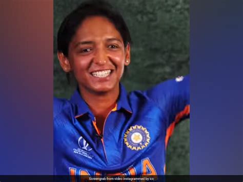 Women World Cup 2022 Harmanpreet Robbed The Gathering By Doing Bhangra ...