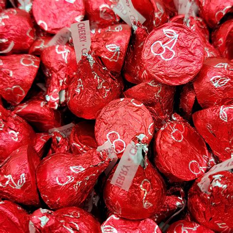 Buy Hershey’s Kisses Cherry Cordial - Milk Chocolate Filled with Cherry ...