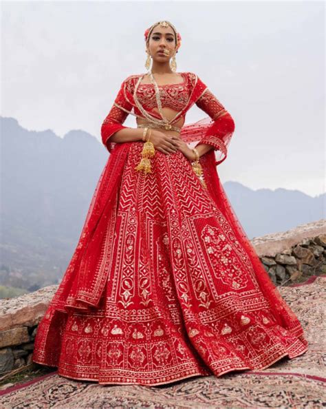 Buy Wedding Bridal Lehenga Designs 2024 - Online