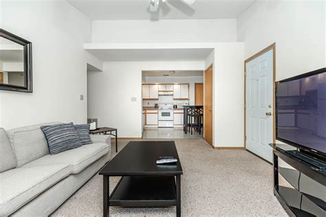 Hunter Star Properties in DeKalb, IL - Photo Gallery