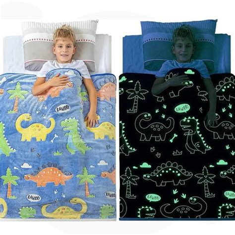 All-Weather Glow Blankets – Famyo