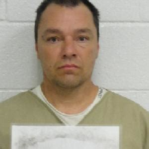 Miller Carl Dewayne, a registered Sex Offender in Fredonia, KY 42411 at ...