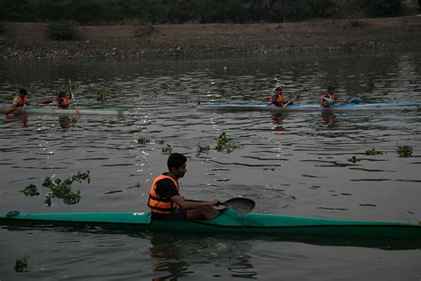 Indie Journal | Regatta in the drain