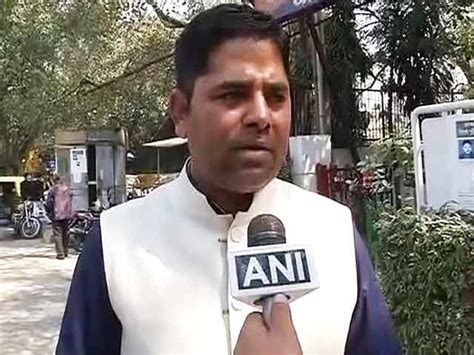 Lawyer Vikram Chauhan To Finally Appear In Police Station