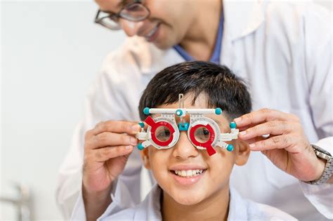 Back-to-School Eye Checkups: A Must for Every Student