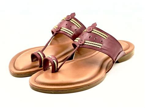 LFL Burgundy leather Kolhapuri Chappal/ Slippers/LFL-KL-007 – LFL Stores