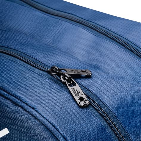 Hundred Matrix Kit Bag – Hundred India