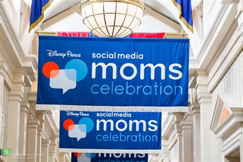 Disney Social Media Moms Conference - 5 Minutes for Mom