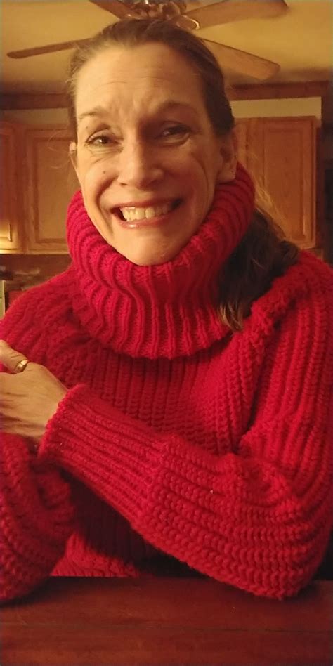 Pin by Mike Sullivan on tneck | Ladies turtleneck sweaters, Turtleneck ...