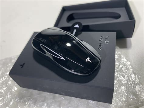 OEM 2017-2025 TESLA MODEL 3/Y KEYLESS REMOTE SMART KEY FOB ALRM 1819445-00-B for sale online | eBay