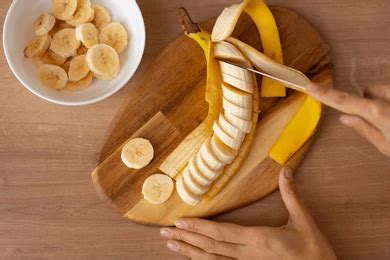 10 Health Benefits Of Banana With Milk | Rufil