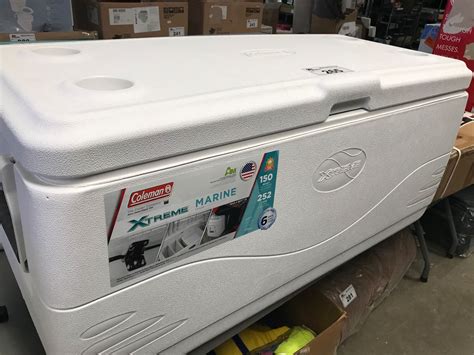 COLEMAN XTREME MARINE 150 QUART COOLER (CRACKED HOUSING)