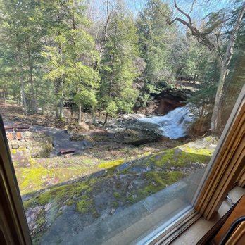 COBBLEHAUS AT THE FALLS - Updated July 2024 - 56 Photos & 17 Reviews ...