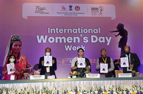 Union Minister for Women & Child Development, Smt. Smriti Zubin Irani ...