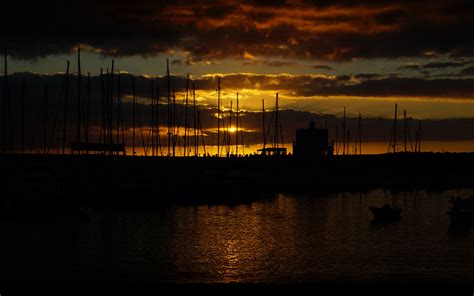 Download wallpaper 3840x2400 pier, building, boats, twilight, dark 4k ...