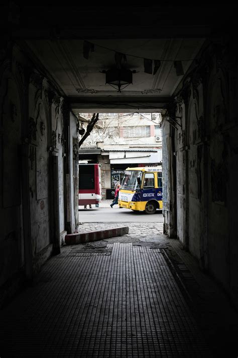 Computer Lab Bus 的图像结果