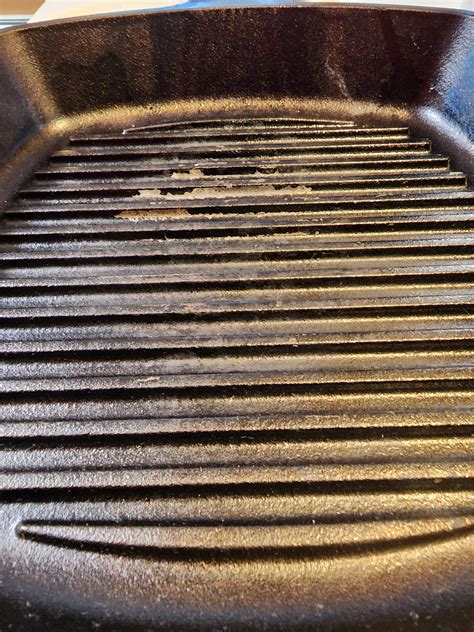 What did I do wrong with this new lodge grill pan? : r/castiron