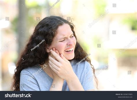 Woman Suffering Jaw Ache Street Stock Photo 2236777825 | Shutterstock