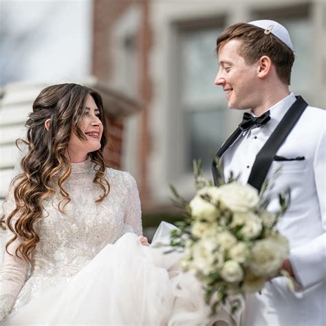 Kassy Akiva | I can’t believe it’s already been a year. I love you so much @isaac_akiva 💕 ...