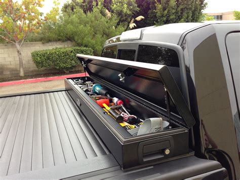 Rolling Tonneau Covers — Totally Trucks