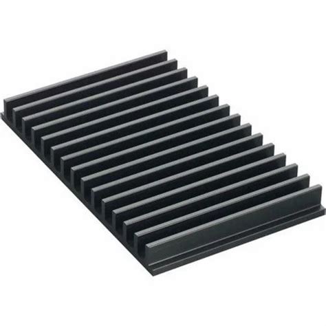Heat Sinks - SSR Aluminum Heat Sink Manufacturer from Mumbai