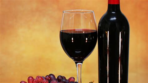 干型葡萄酒和干红的有什么区别？-百度经验