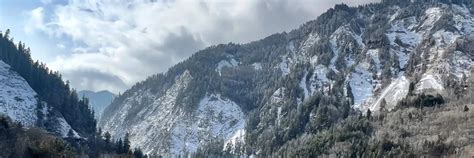 2-Day Luxury Round Trip by High-speed Train in Jiuzhaigou and Huanglong ...