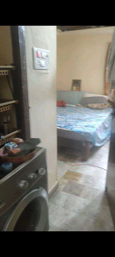 Independent House Srinidhi Arcade, Road #3, Rd Number 3, KPHB Phase III ...