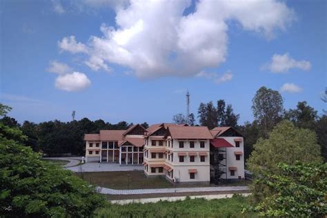 KKTM Government College Kodungallur Campus: Photos, Virtual Tour