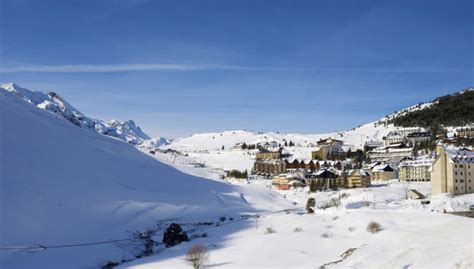 Forfait Astún-Candanchú, entrada por Candanchú, Jaca - Central de Reservas