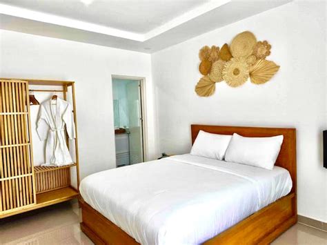 Laylow King Bed + Full Bath - Resorts for Rent in Alaminos, Ilocos ...