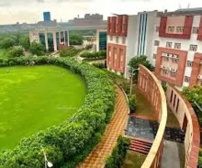 Poornima University