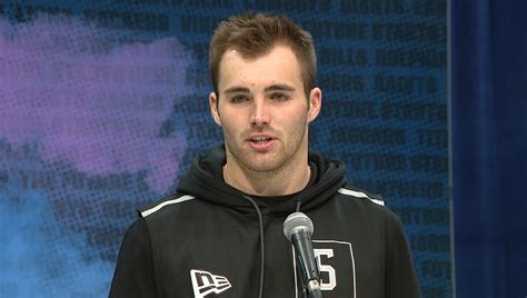Jake Fromm talks about decision to go pro at NFL Combine | FOX 5 Atlanta